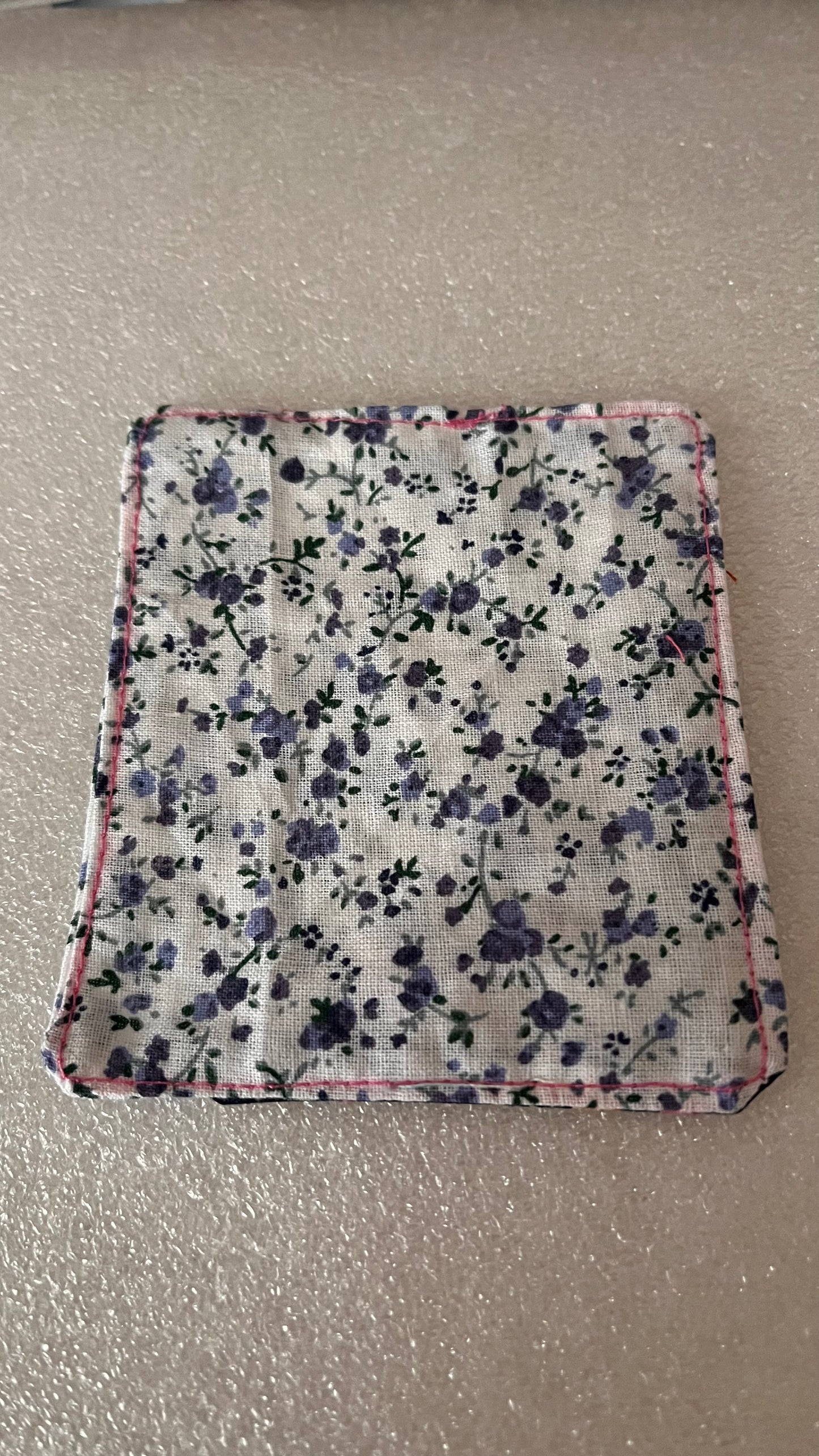 Handmade Fabric Corner Bookmark - Floral Design | Book Lover Gift - cosy creations 24