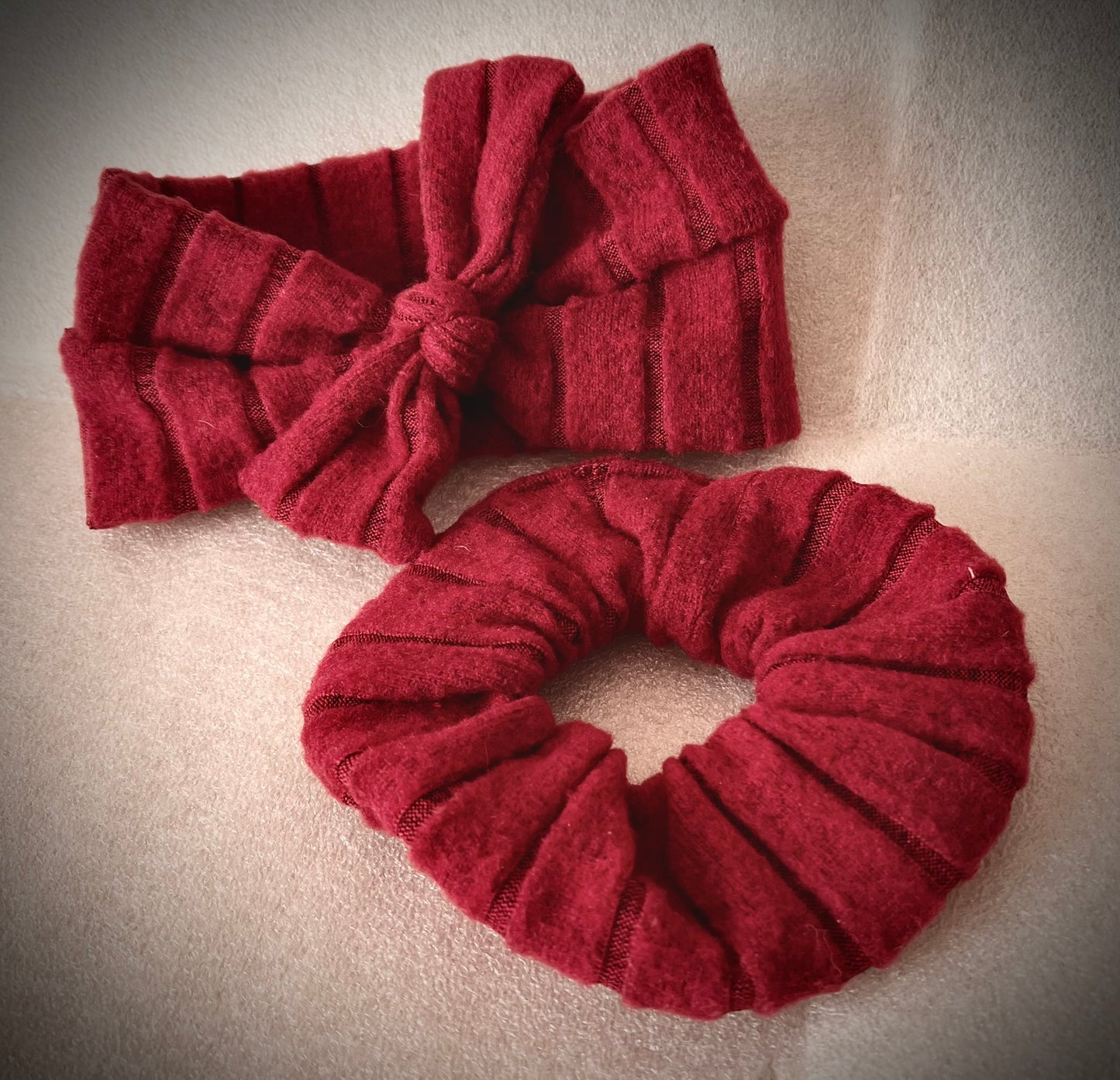 Upcycled Spa Headband & Scrunchie Set – Handmade Soft Stretch Fabric Hair Accessories for Skincare, Self - Care & Sustainable Gifting - cosy creations 24