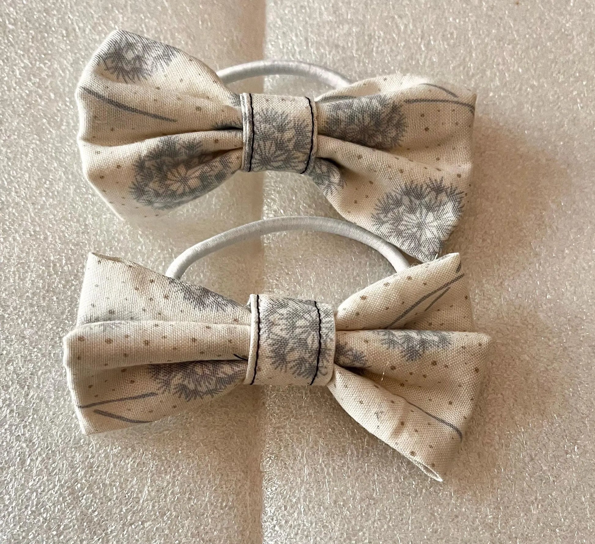 Handmade bow hair ties , Hair accessories, set of 4 - cosy creations 24