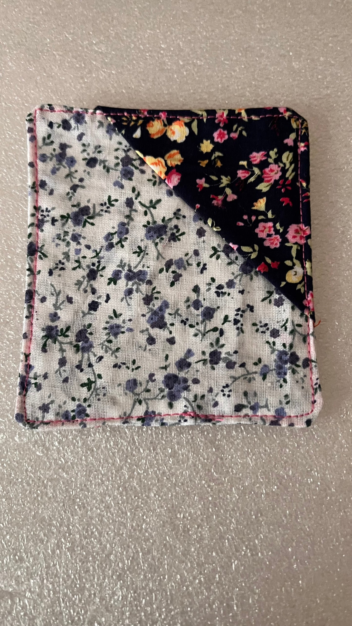 Handmade Fabric Corner Bookmark - Floral Design | Book Lover Gift - cosy creations 24