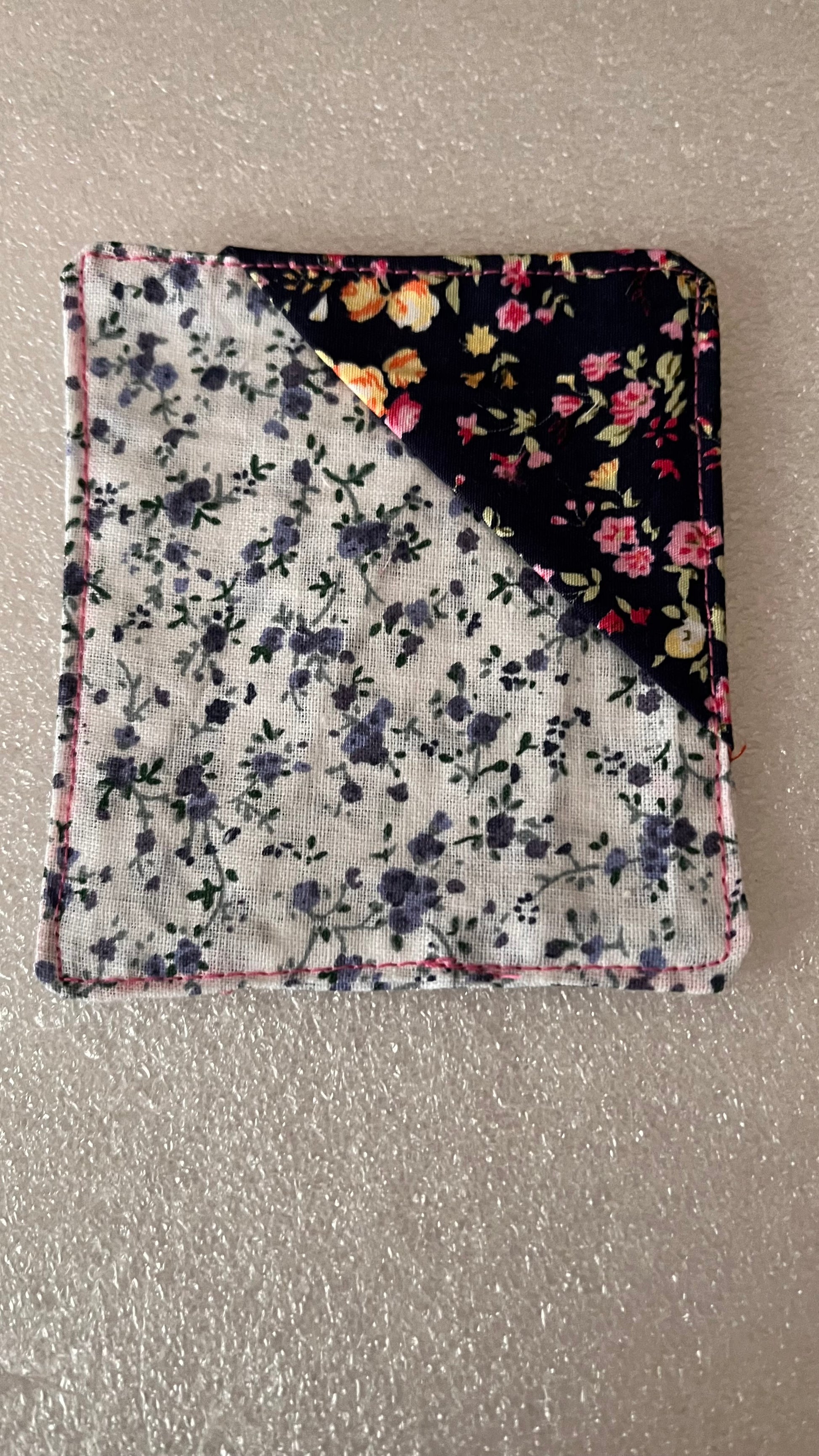 Handmade Fabric Corner Bookmark - Floral Design | Book Lover Gift - cosy creations 24