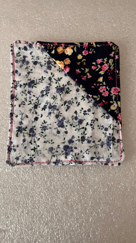 Handmade Fabric Corner Bookmark - Floral Design | Book Lover Gift - cosy creations 24