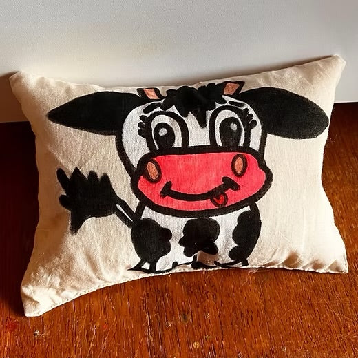 Cute Cow Gift Cushion – Adorable Mini Cushion for Unique Gifting