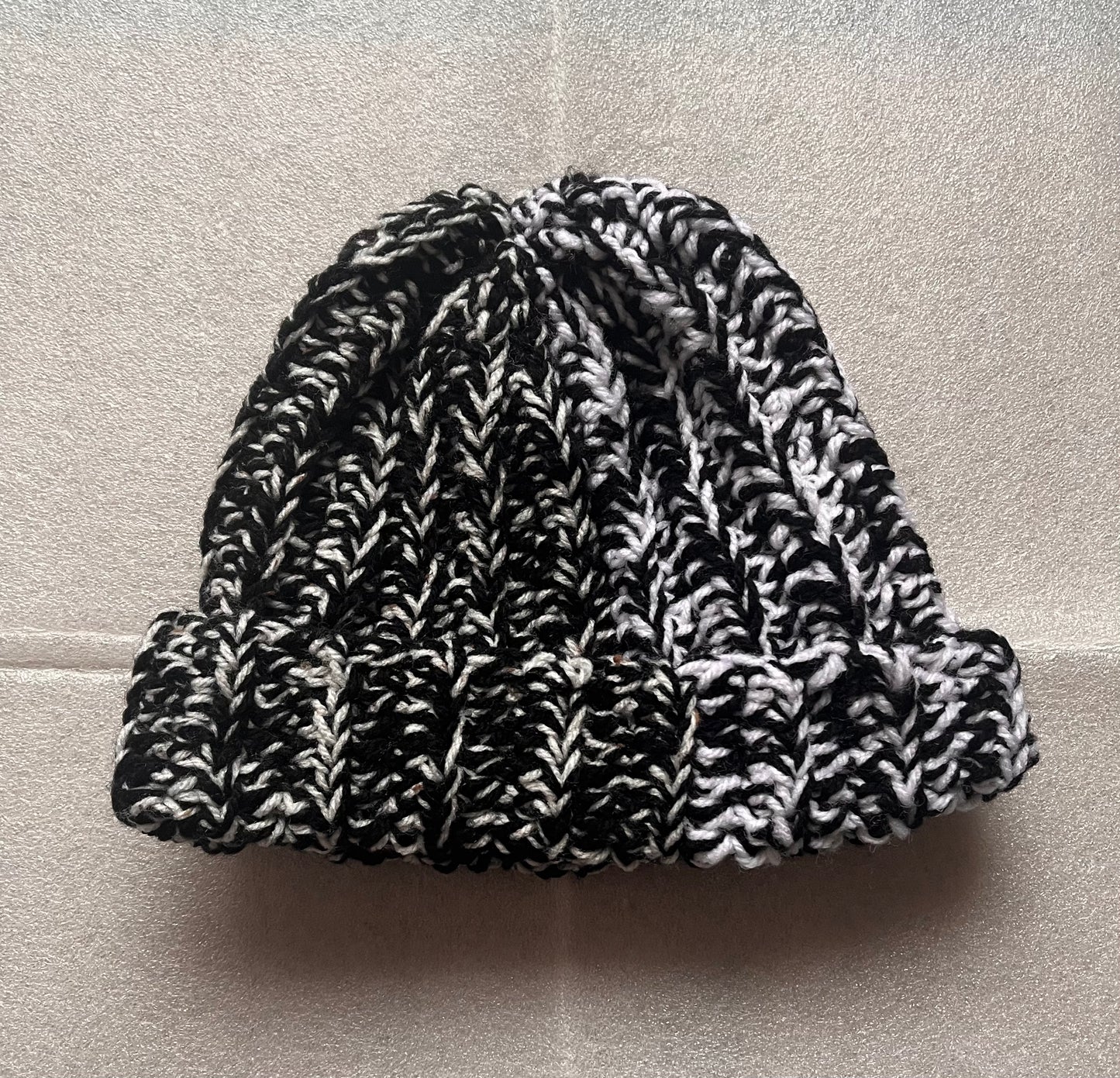 Handmade Crochet Woolly Hat – Cozy Winter Beanie for Warmth & Style-adult small size