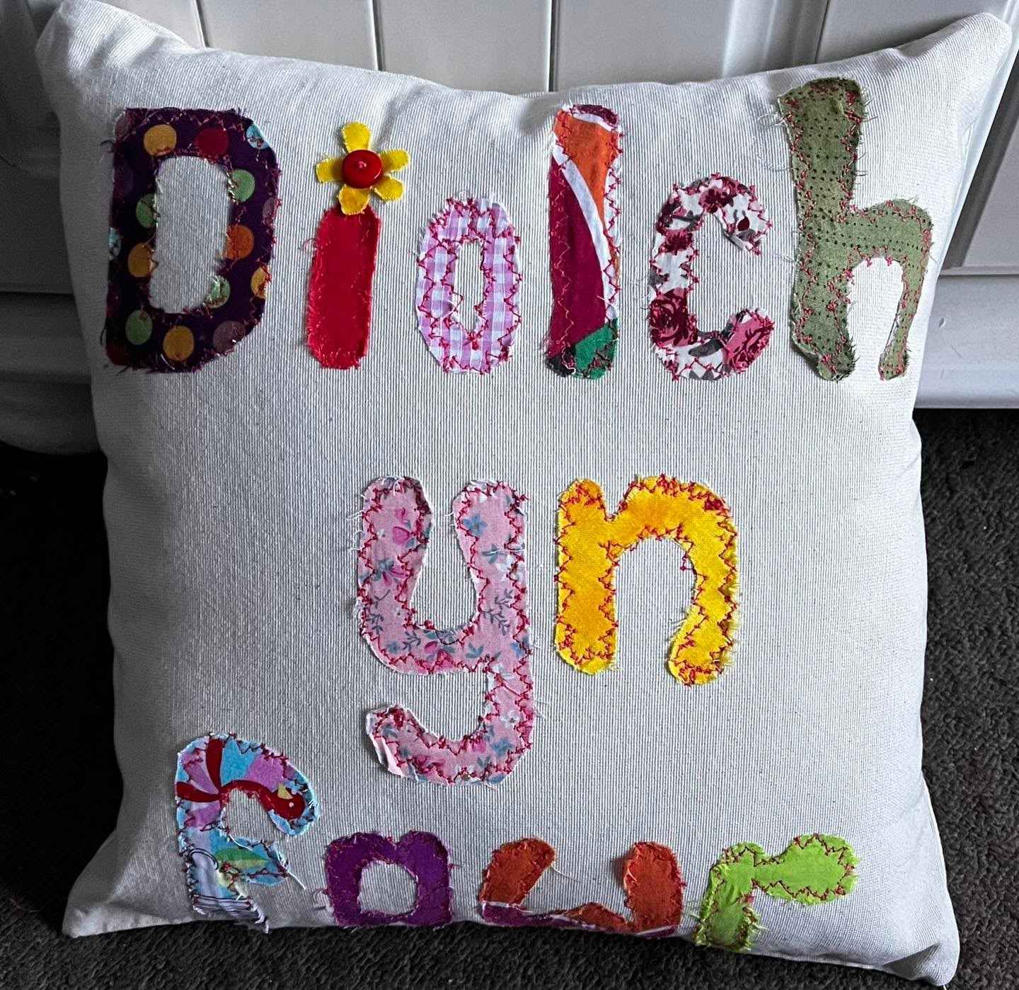 Diolch yn Fawr Cushion – Handmade Welsh Teacher Gift